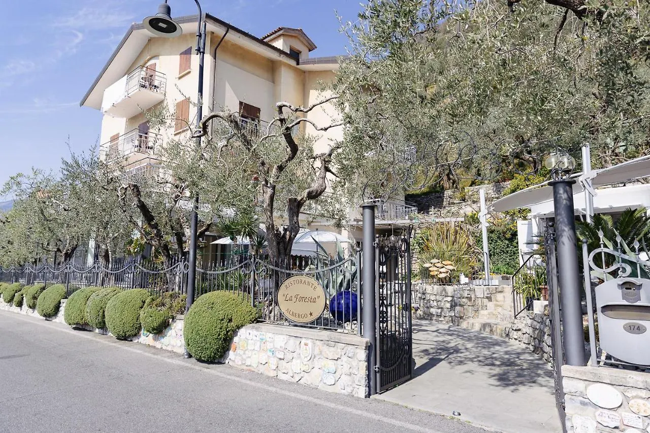 Hotel La Foresta Monteisola Monte Isola Italien