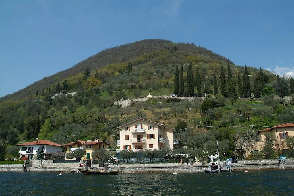 La Foresta Monteisola Monte Isola 0*,  Italien